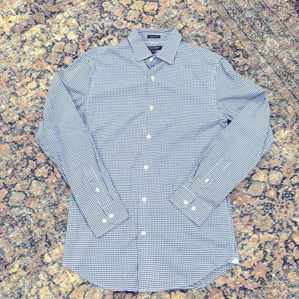 Banana Republic Grant Fit Button up